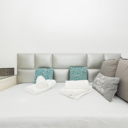 Miranda Premium Center Apartment Malaga Bagian luar foto
