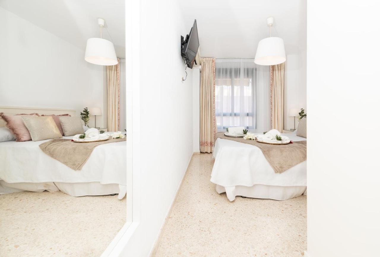 Miranda Premium Center Apartment Malaga Bagian luar foto