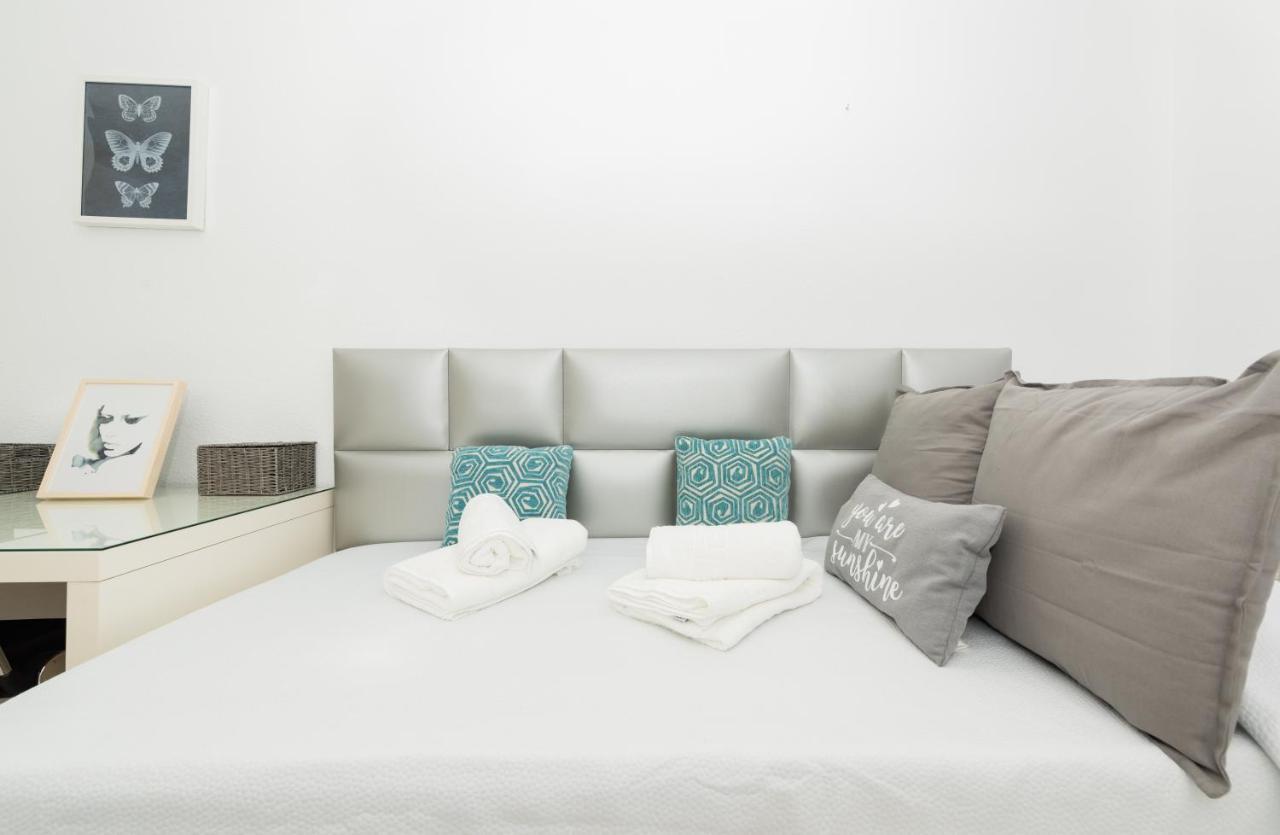 Miranda Premium Center Apartment Malaga Bagian luar foto