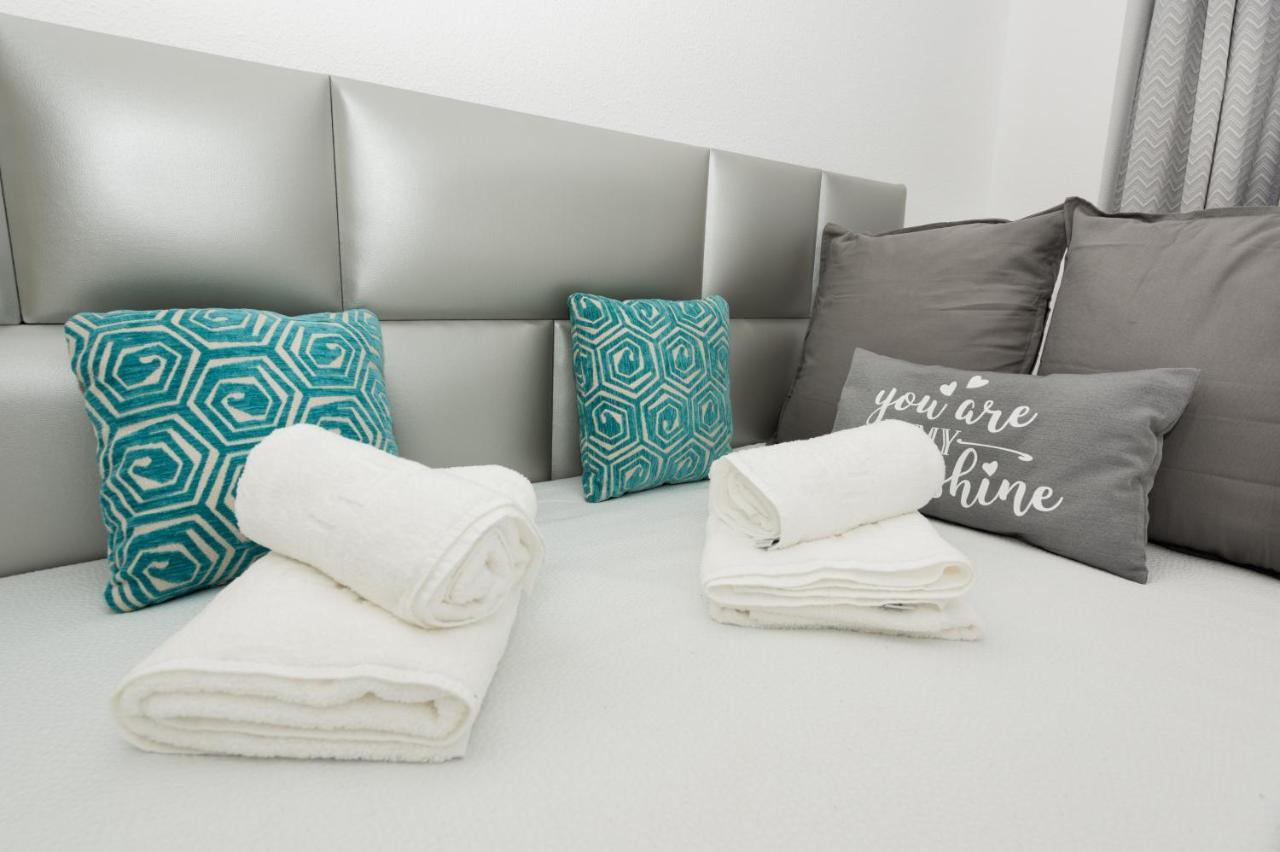 Miranda Premium Center Apartment Malaga Bagian luar foto